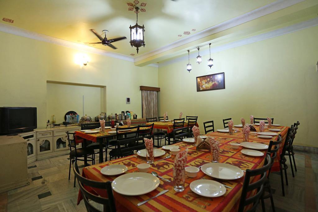 Oyo 871 Hotel Jaipur City Dźajpur Zewnętrze zdjęcie